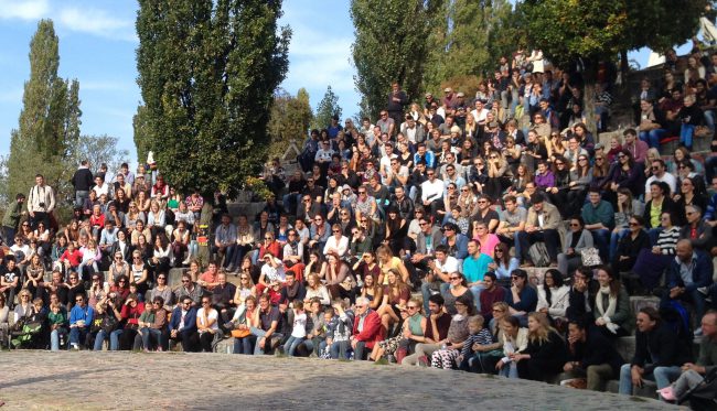 Bearpit karaoke at Berlins famous Mauer Park Fleamarket